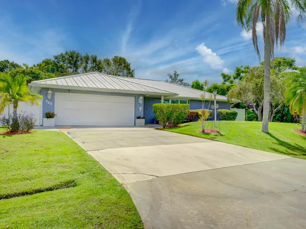 795 SE Forgal Street, Port St Lucie, FL 34983