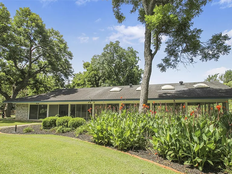 536 Oak Dr — Photo 39