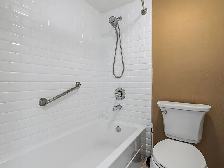 7141 N 16th St #35 — Photo 2