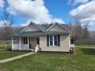 27 Glades Run Rd, Fairview, WV 26570