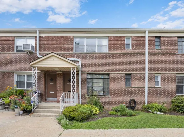 198-21 Dunton Ave #2, Hollis, NY 11423