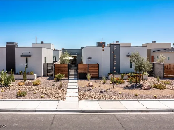 1319 S 8th St, Las Vegas, NV 89104