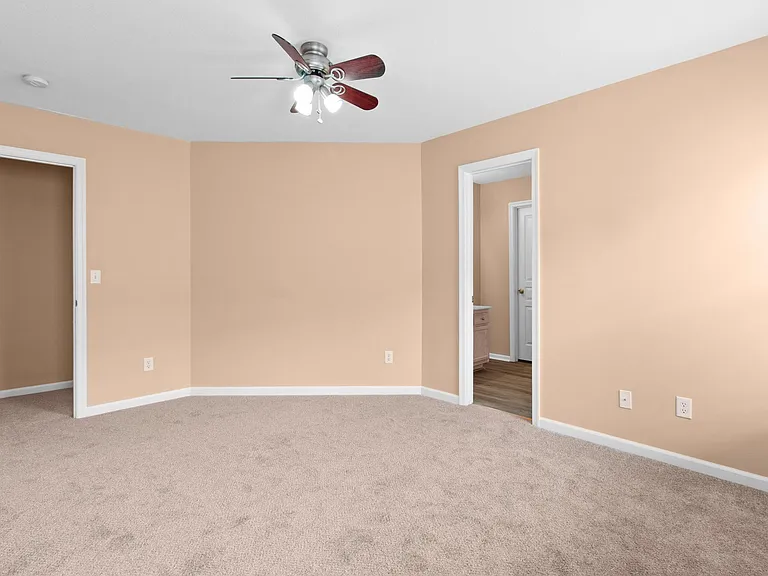 249 W Gilbert St — Photo 19