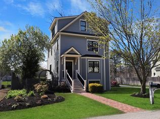 38 Maple St, Concord, MA 01742