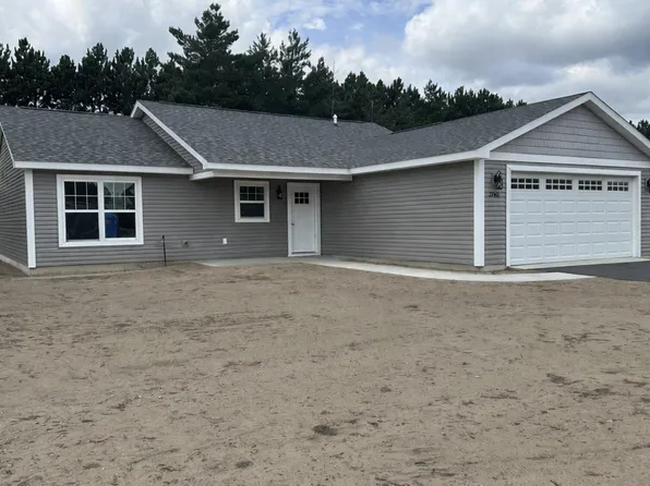 2740 Mockingbird Dr #19, Traverse City, MI 49685