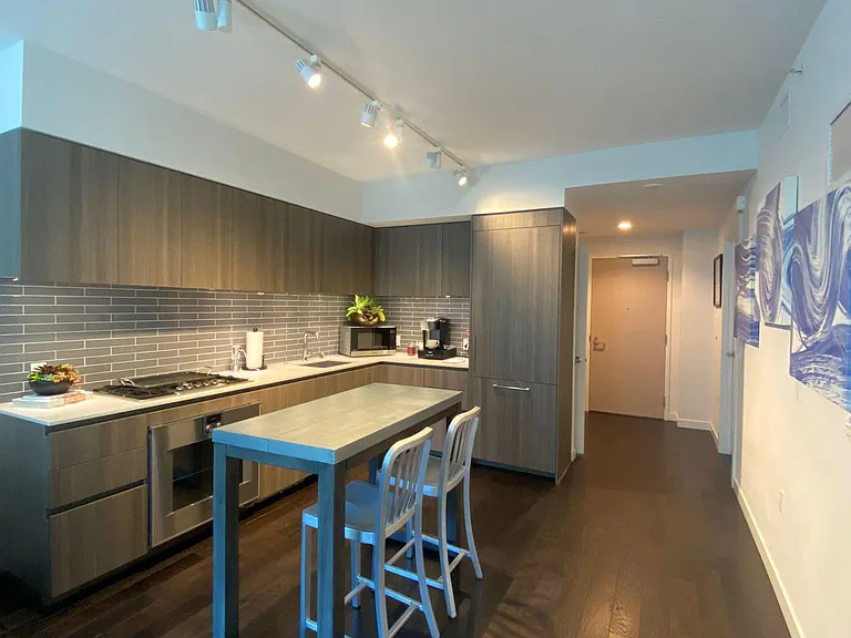 110 Channel St #217 — Photo 7