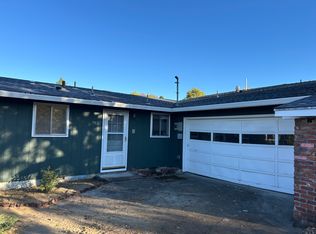 765 Cambridge St, Ashland, OR 97520