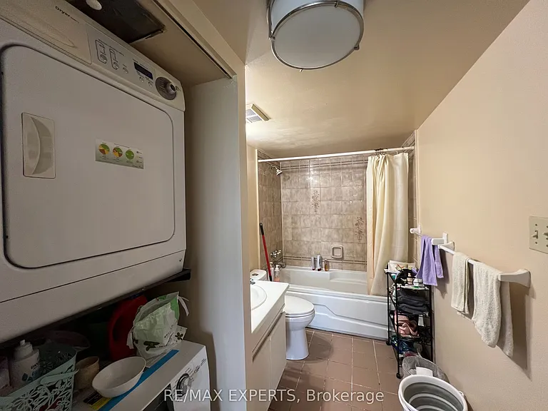 1001 Bay St #2218 — Photo 16