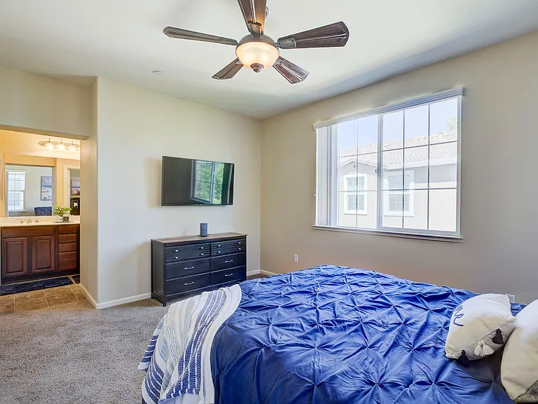 2050 Sierra View Cir #2-1 — Photo 21