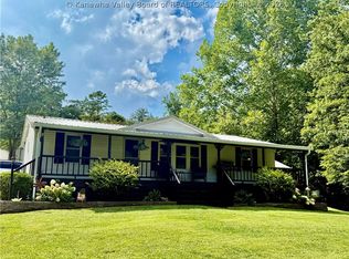 130 Blake Rd, Sandyville, WV 25275
