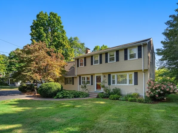 188 Haynes Rd, Sudbury, MA 01776