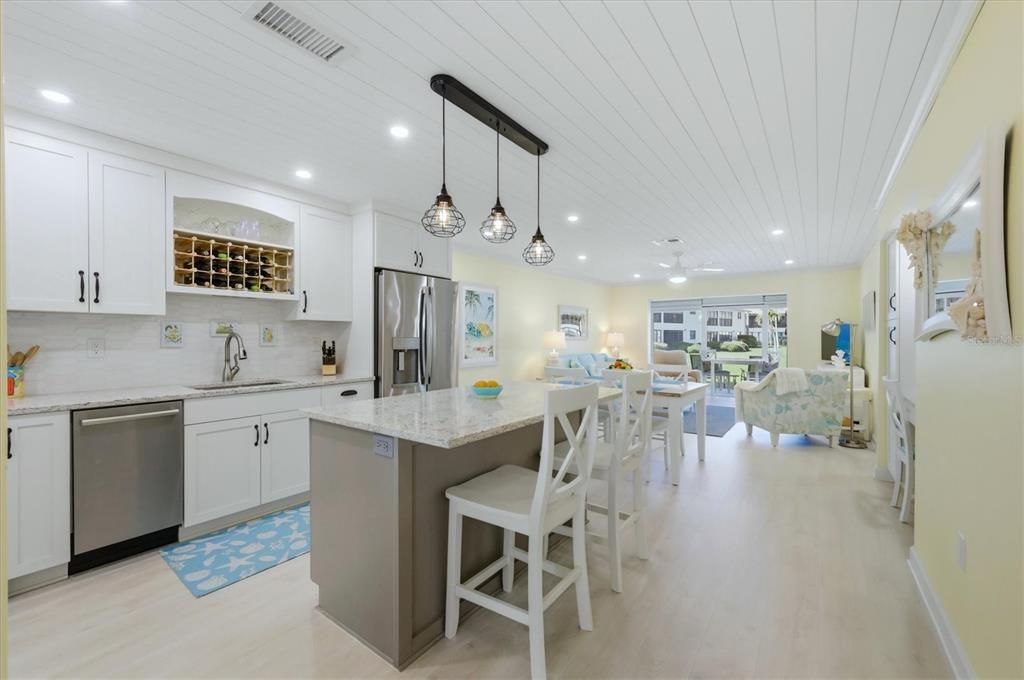 380 Three Lakes Ln Unit A, Venice, FL - View 2