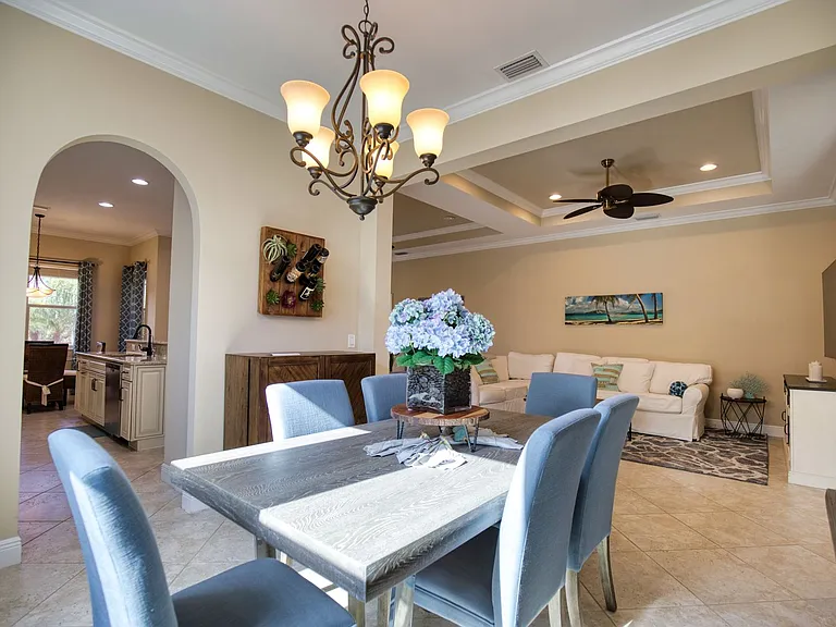 116 Pesaro Dr — Photo 29