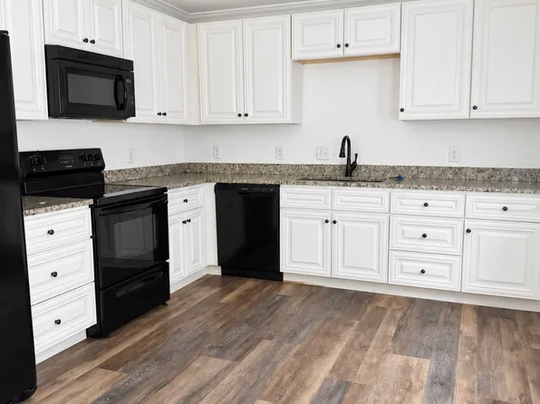 410 Seagraves Dr, Athens, GA 30605
