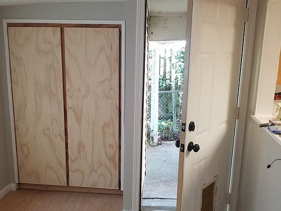 Laundry/sunroom