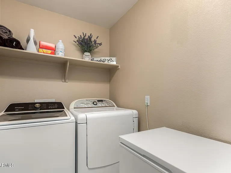 8375 W Dahlia Dr — Photo 7