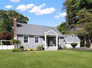 215 Spring St, East Greenwich, RI 02818