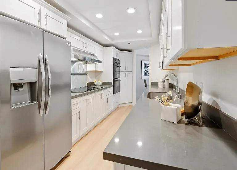 555 Laurel Ave #0 — Photo 8