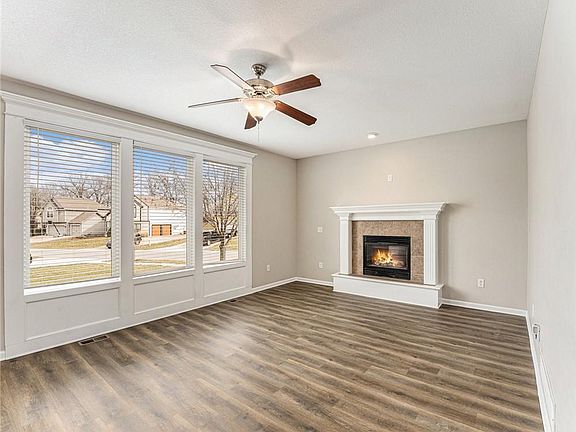 4th image of 4508 N 121st Ter