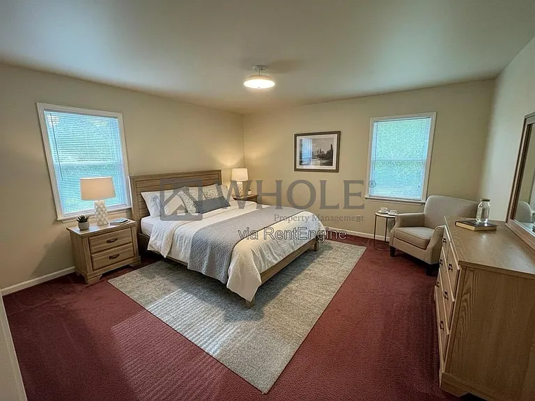 386 Wildwood Ct — Photo 13