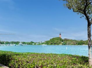755 Saturn St APT E201, Jupiter, FL 33477
