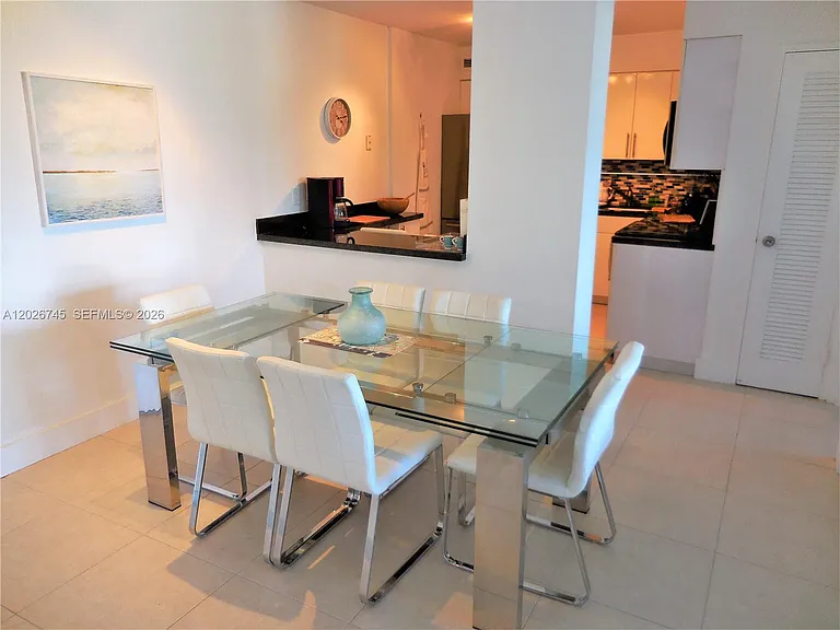 5151 Collins Ave #519 — Photo 10