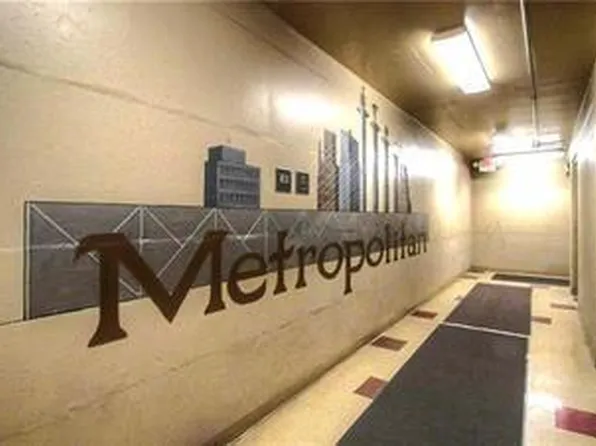 600 E 8th St APT 9T, Kansas City, MO 64106