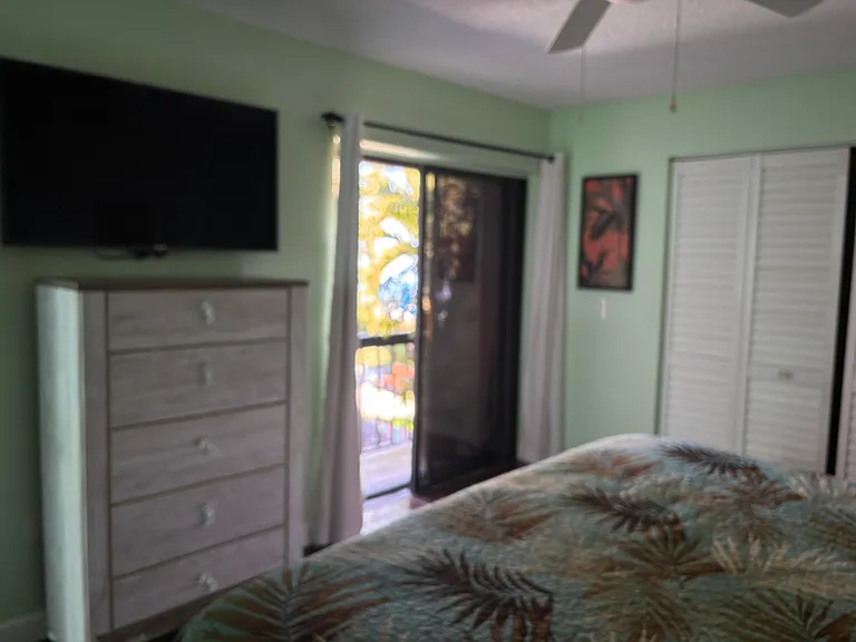 825 Center St #21B — Photo 20