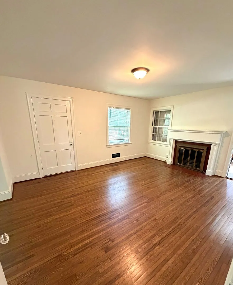 T.R. Lawing Realty Property — Photo 2