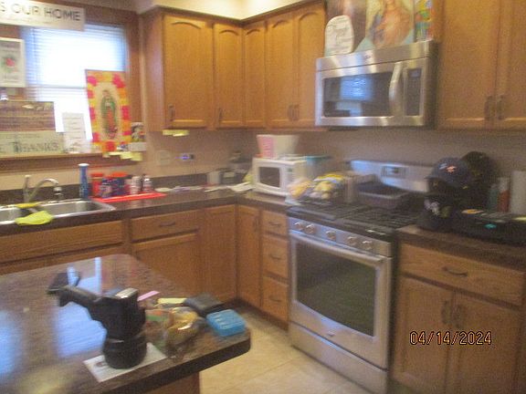 5th image of 3827 Wenonah Ave