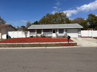 8231 Pin Oak Ave, Port Richey, FL 34668
