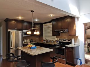 45XX Trimaran Dr, Richmond, BC V7E 4T3