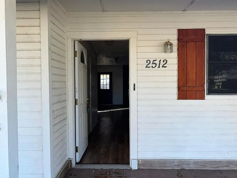 2512 La Paloma Dr — Photo 29