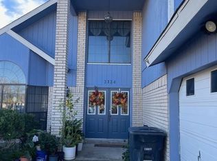 2124 Royal Ridge Dr, Eagle Pass, TX 78852