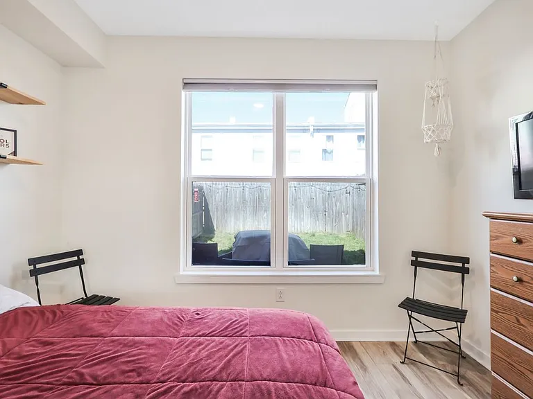 1113 Lemon St #TOWNHOUSE — Photo 33