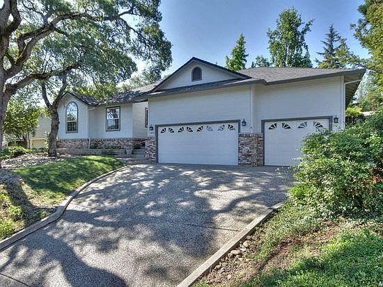 1st image of 1572 Cornell Way