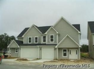 3073 Candlelight Dr, Fayetteville, NC 28311