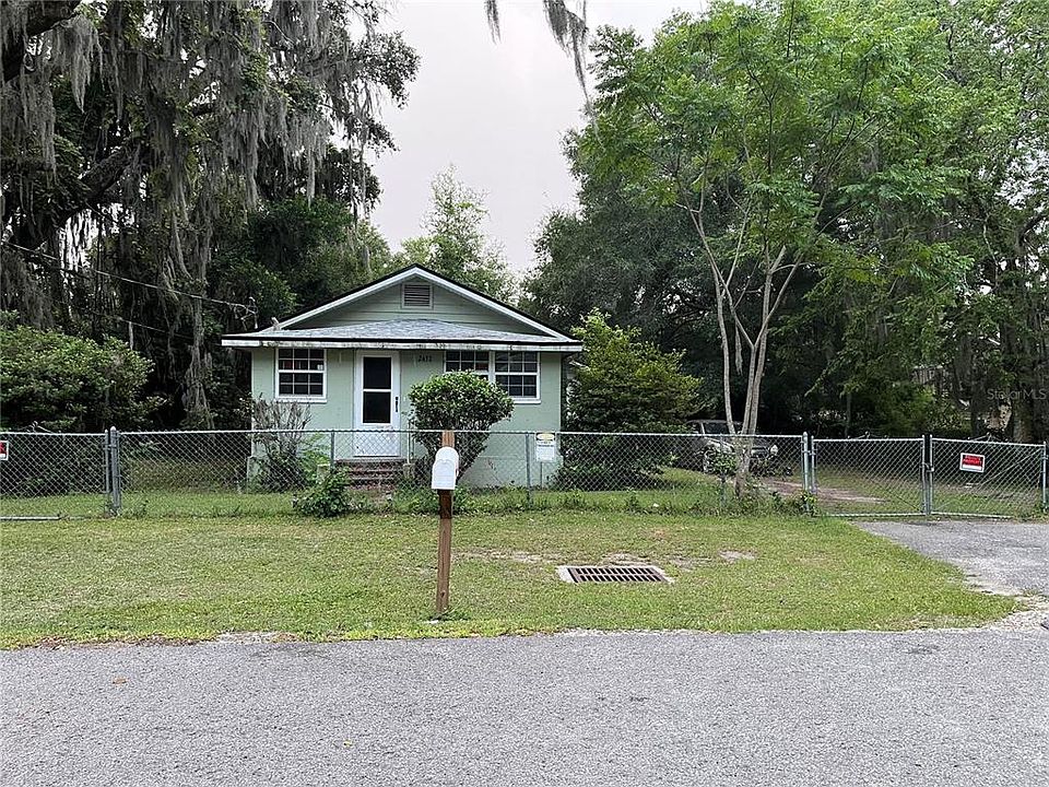 1st image of 2432 SW 1st St