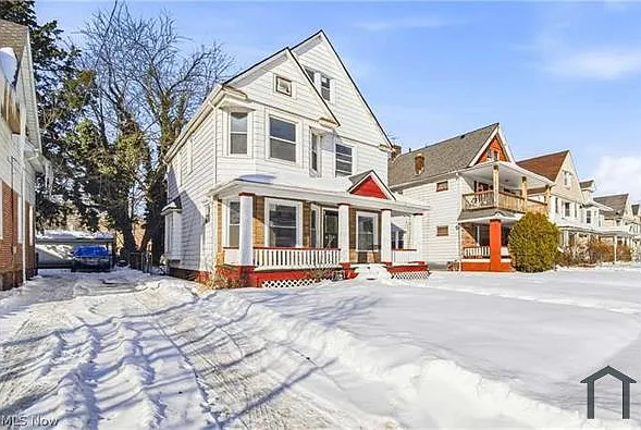 5 bed, 1700 sqft, $2,100 — Photo 1