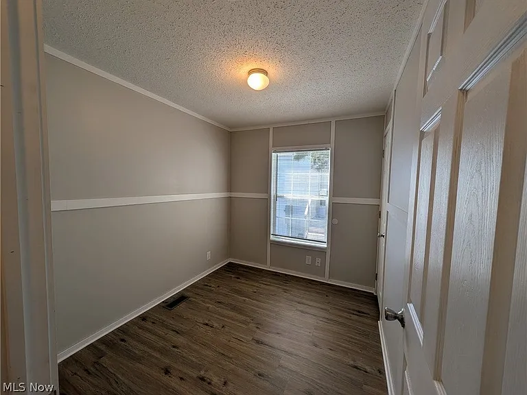 215 Cedar Brook Dr — Photo 11
