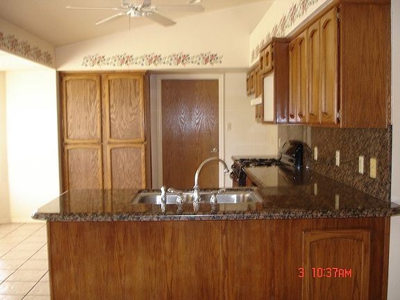 3rd image of 3525 E Castano Ln