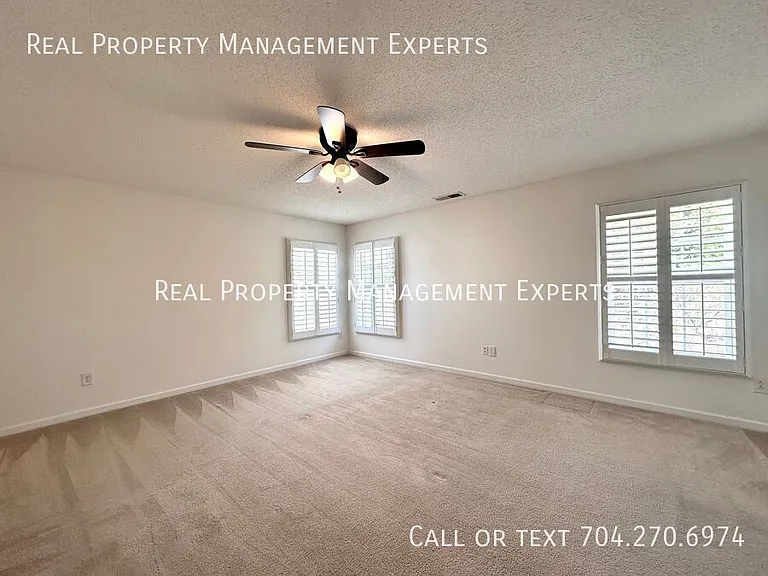 10834 Glenluce Ave — Photo 10
