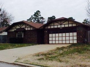 2302 Meadow Ln, Barling, AR 72923