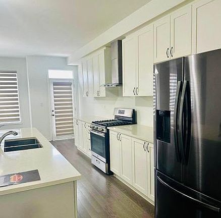 4th image of 3109 Mulberry Ln