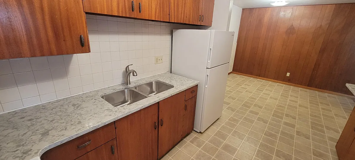 Unit Photo - 1011 Lincoln St #6