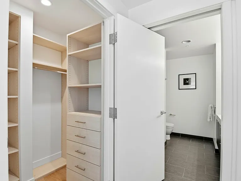 1688 Pine St #1008 — Photo 16