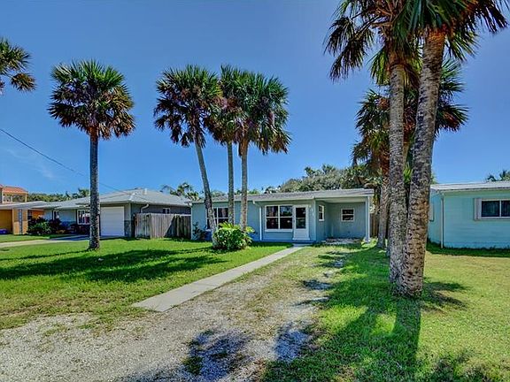 4th image of 831 E 8th Ave