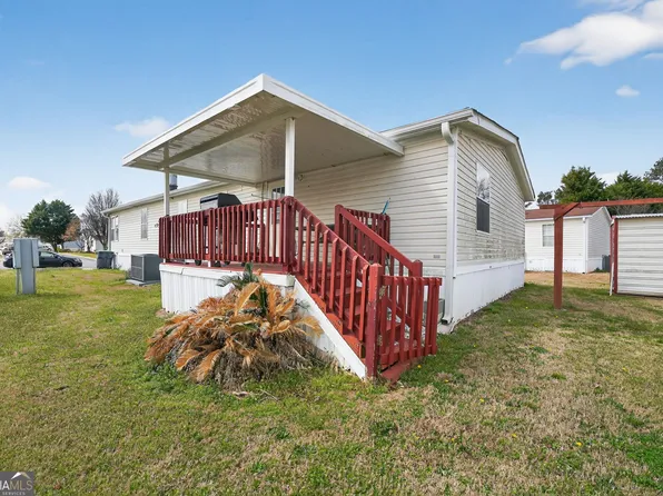 915 Bel Air Blvd, Hampton, GA 30228