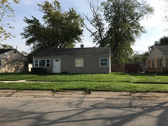 2nd image of 1015 W 41st Ave