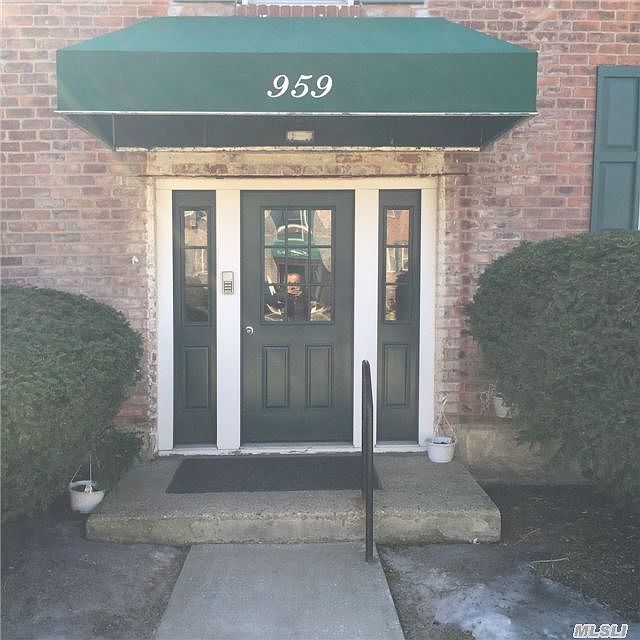 1st image of 959 Fenwood Dr APT 1